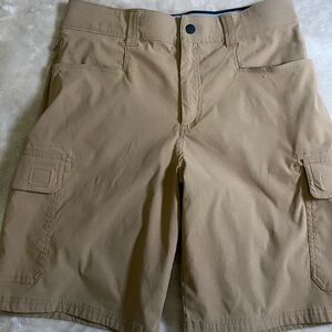 Orvis Tan lightweight cargo shorts